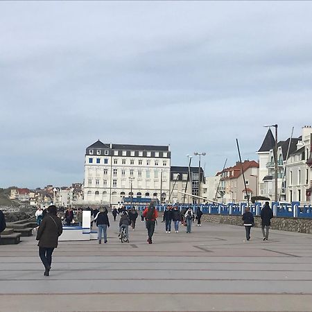 Une Jolie Vue - Appt 2 Pieces Vue Mer Balcon Sud Wimereux Exterior photo