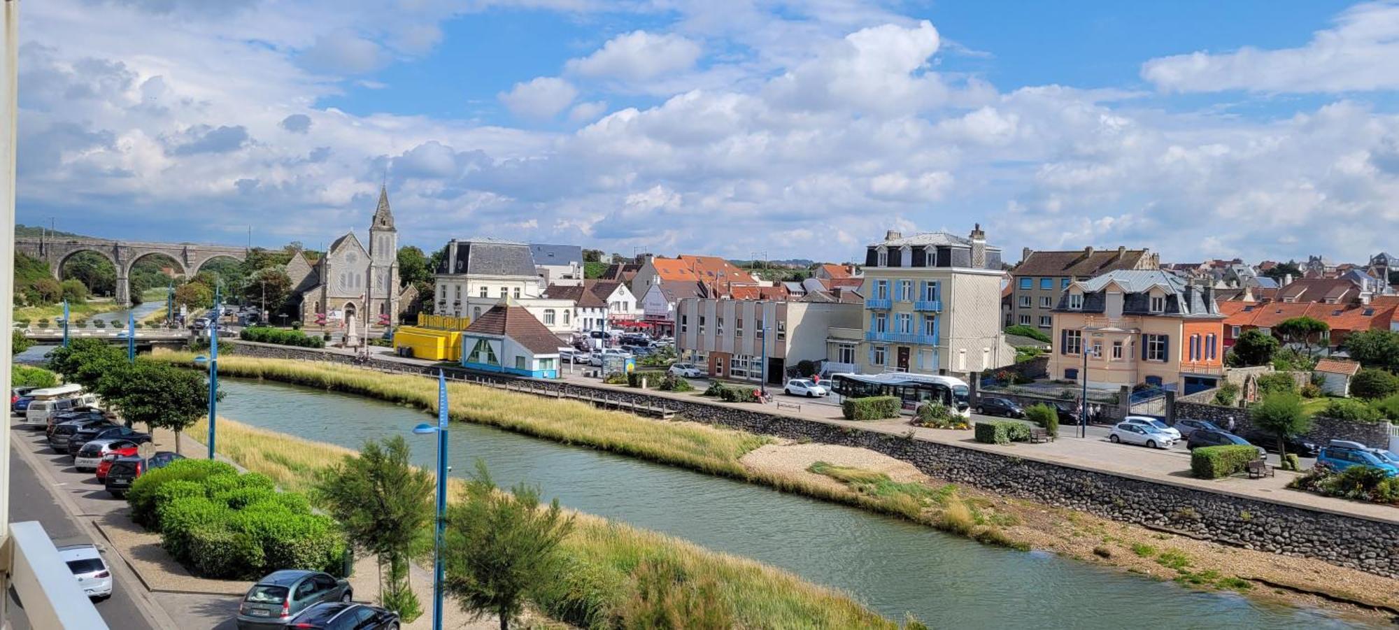 Une Jolie Vue - Appt 2 Pieces Vue Mer Balcon Sud Wimereux Exterior photo